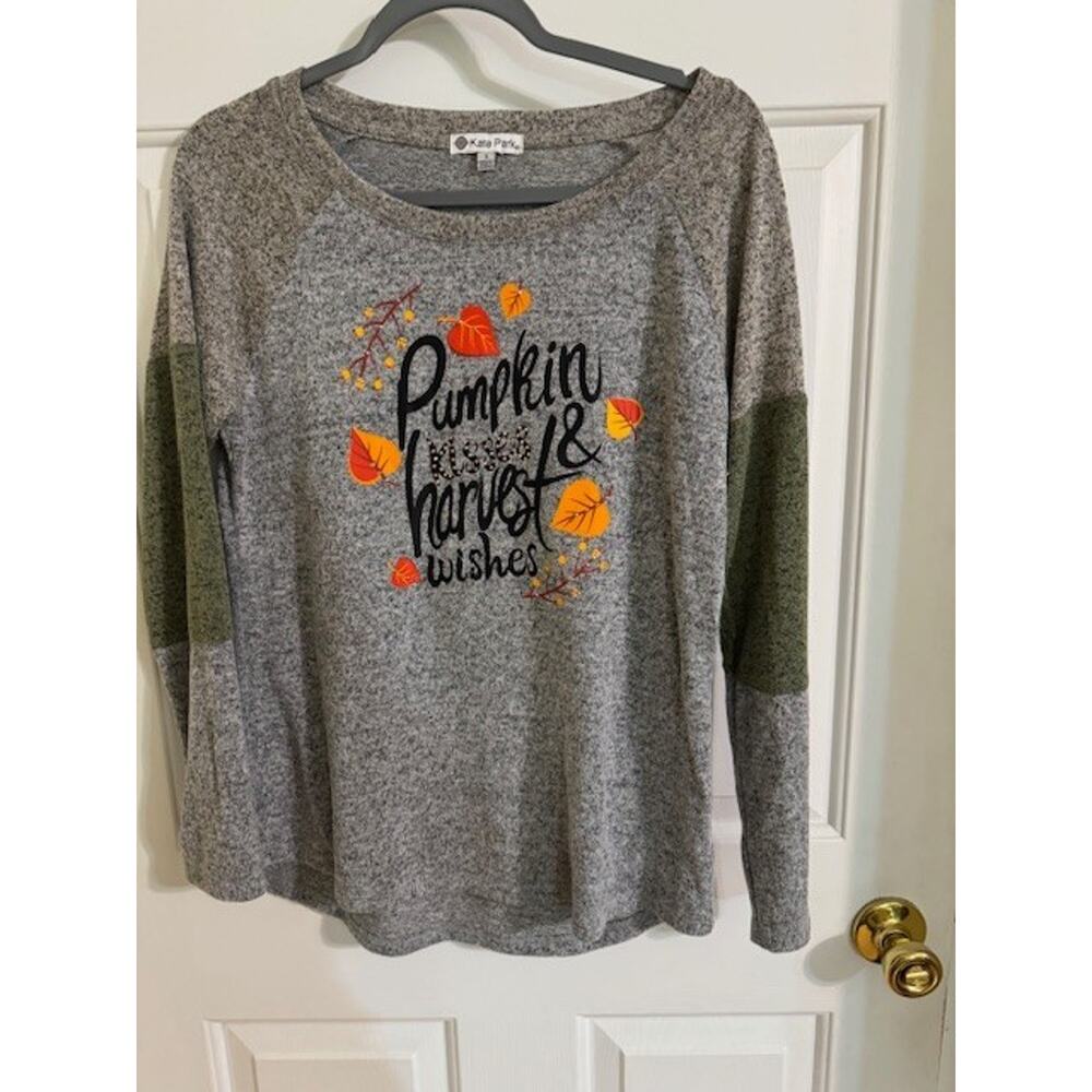 Kate Park "Pumpkin Kisses & Harvest Wishes" Heathered Gray & ColorBlock Top Sz S